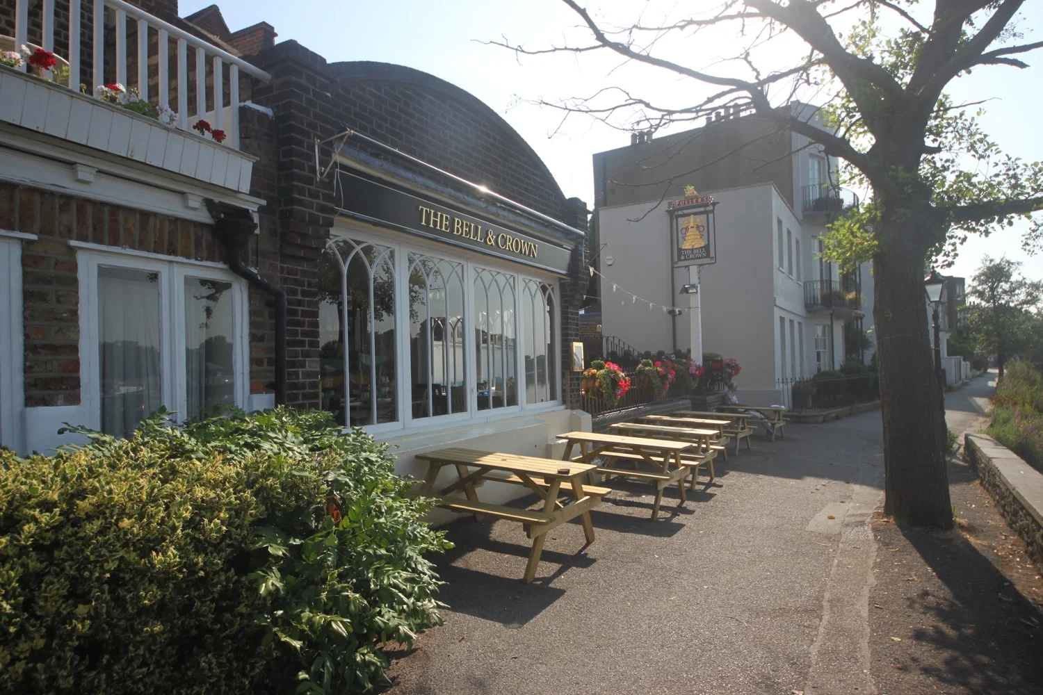 the bell and crown pub