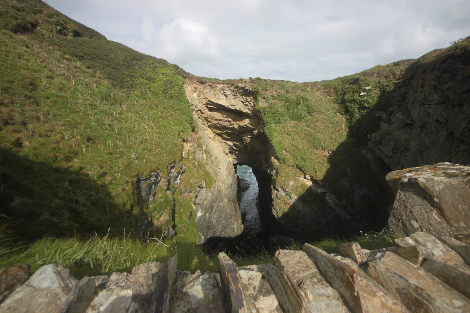 lundy hole