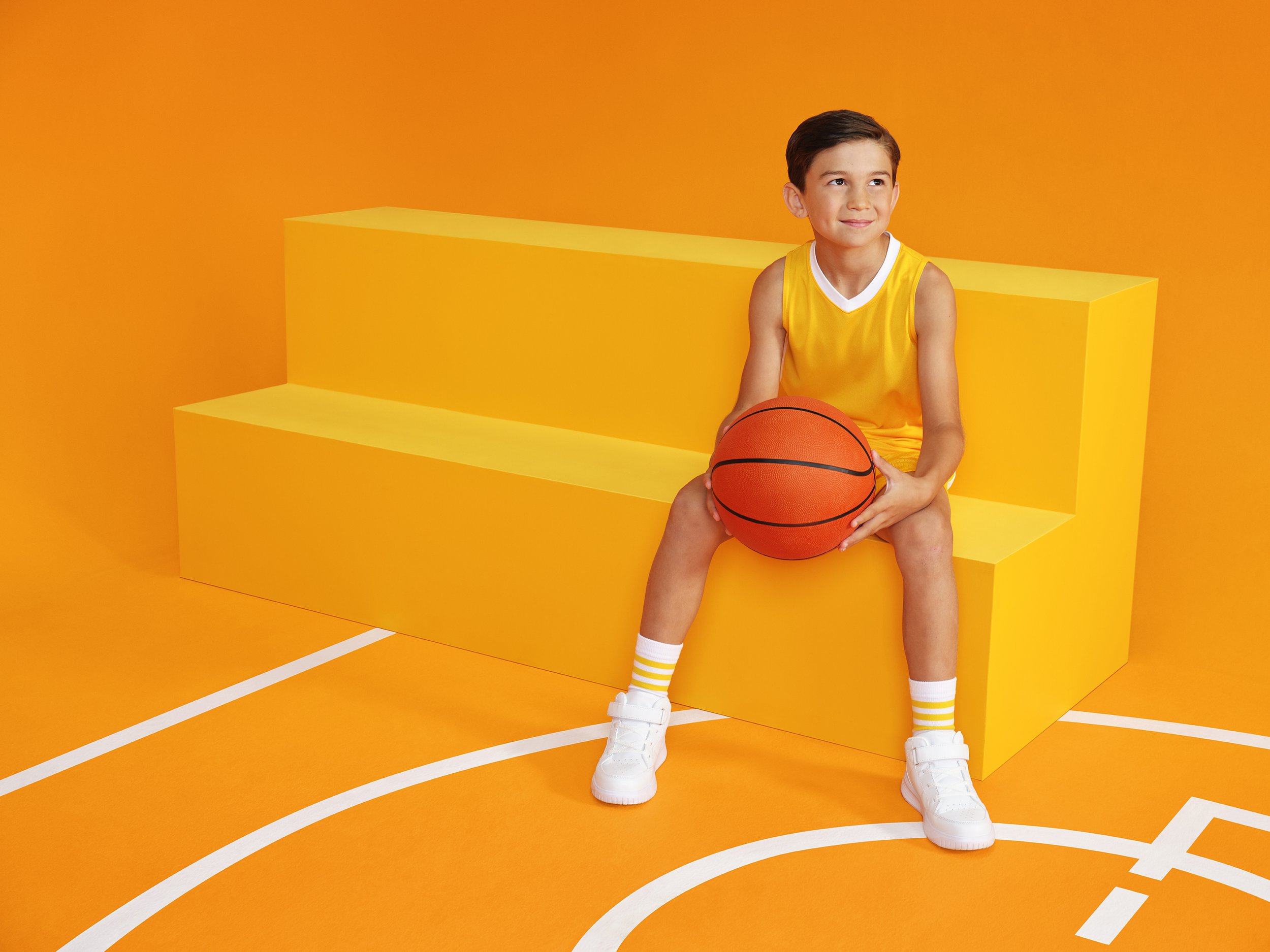 FallOE2025_Orange_Basketball_AJ_0332_RGB_300dpi_R1.jpg