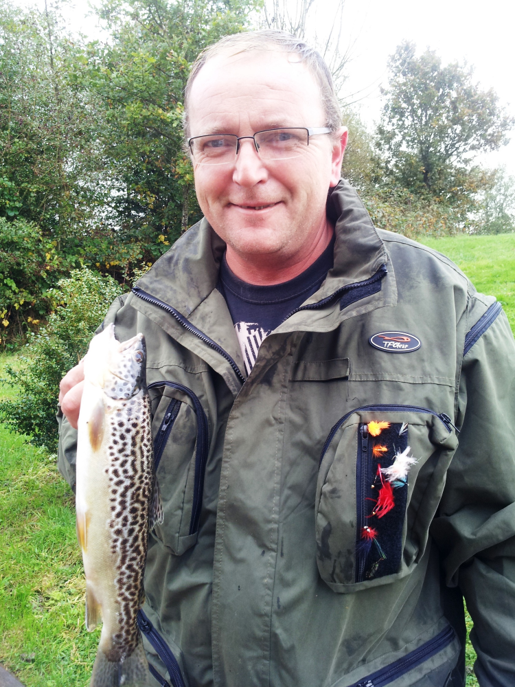 Phil Holmes from Seaford bagged this 2lb 2oz brownie on a White & Green Cats Whisker