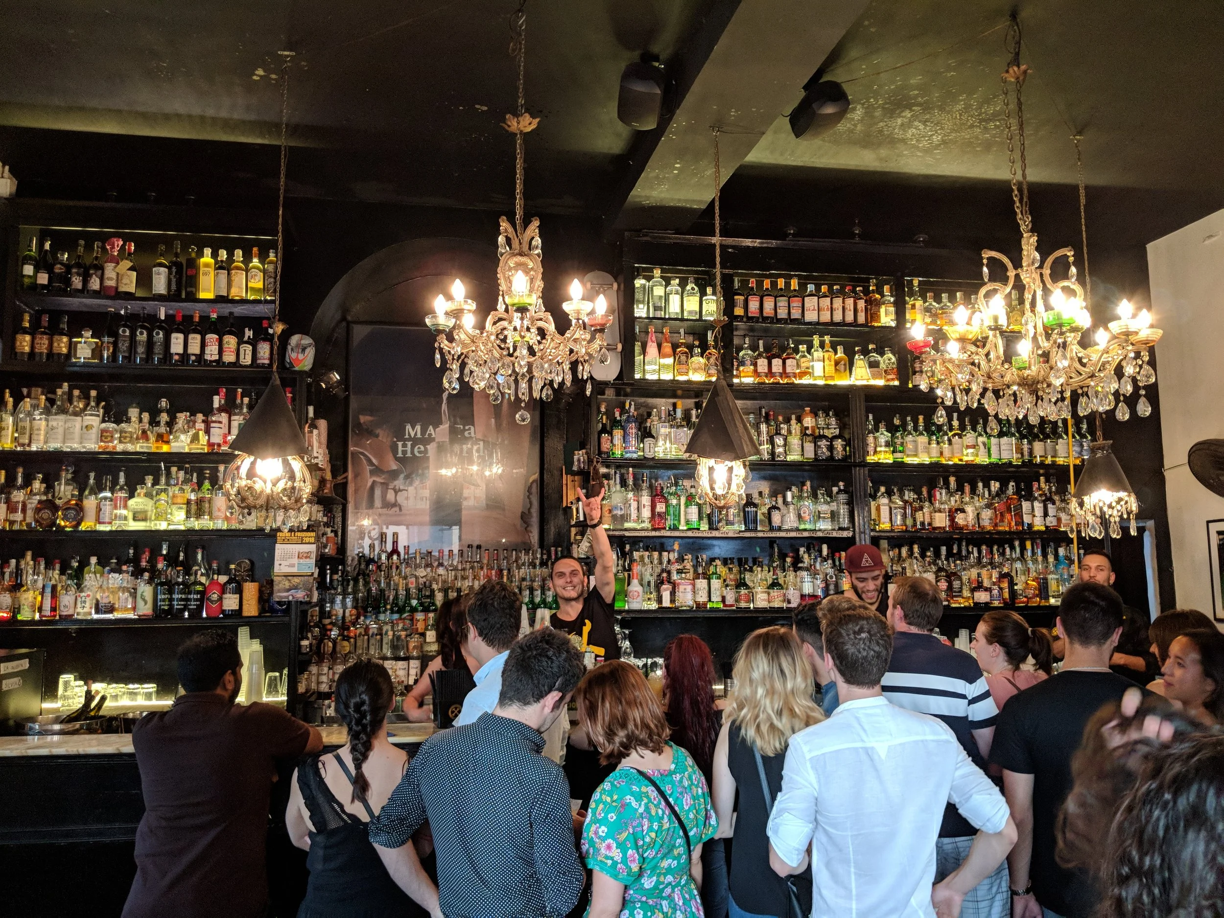 I love this bar