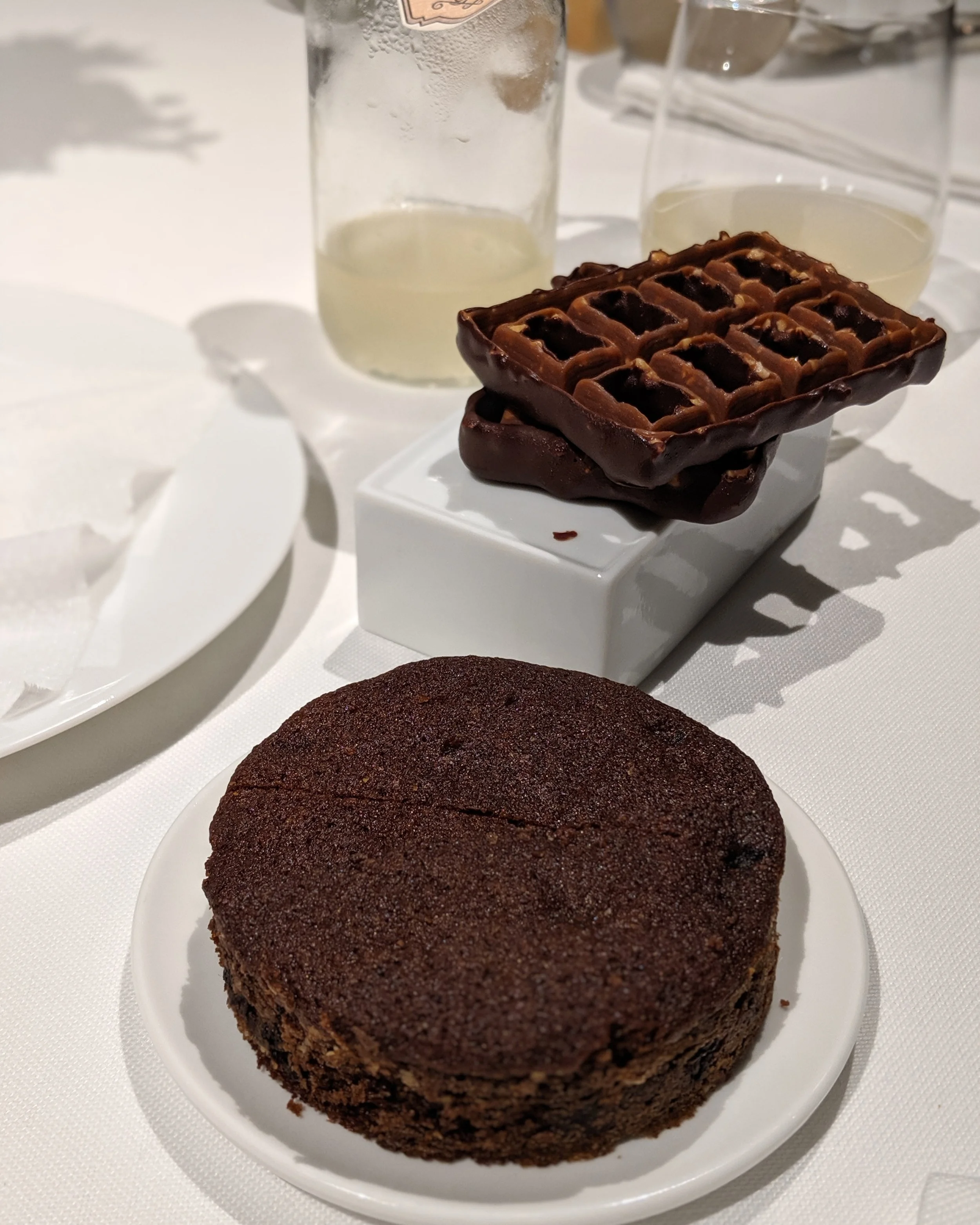 Ciccolata nitro e frangipane caldo ai mirtilli