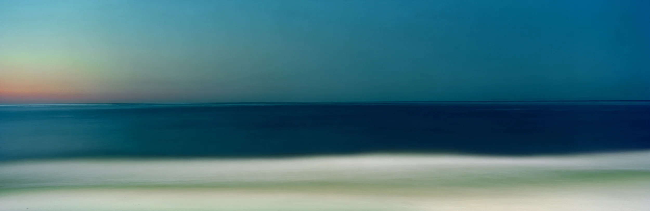Laguna Beach 6 am. November 27, 2010.jpg
