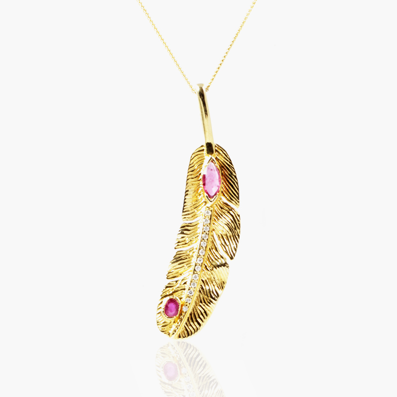 Gold_Feather_pendant_1.jpg