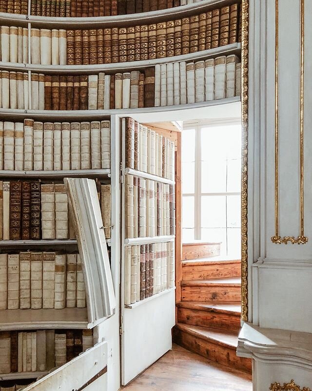 Secret passageways and cozy hideaways. Today&rsquo;s #walkwithfuus virtual vacation is the always-magnificent Admont Abbey in Austria, filled with its little surprises everywhere you turn 📚 ⠀⠀⠀⠀⠀⠀⠀⠀⠀⠀⠀ .
.
.⠀⠀⠀⠀⠀⠀⠀⠀⠀⠀⠀⠀
#bbctravel #passionpassport  