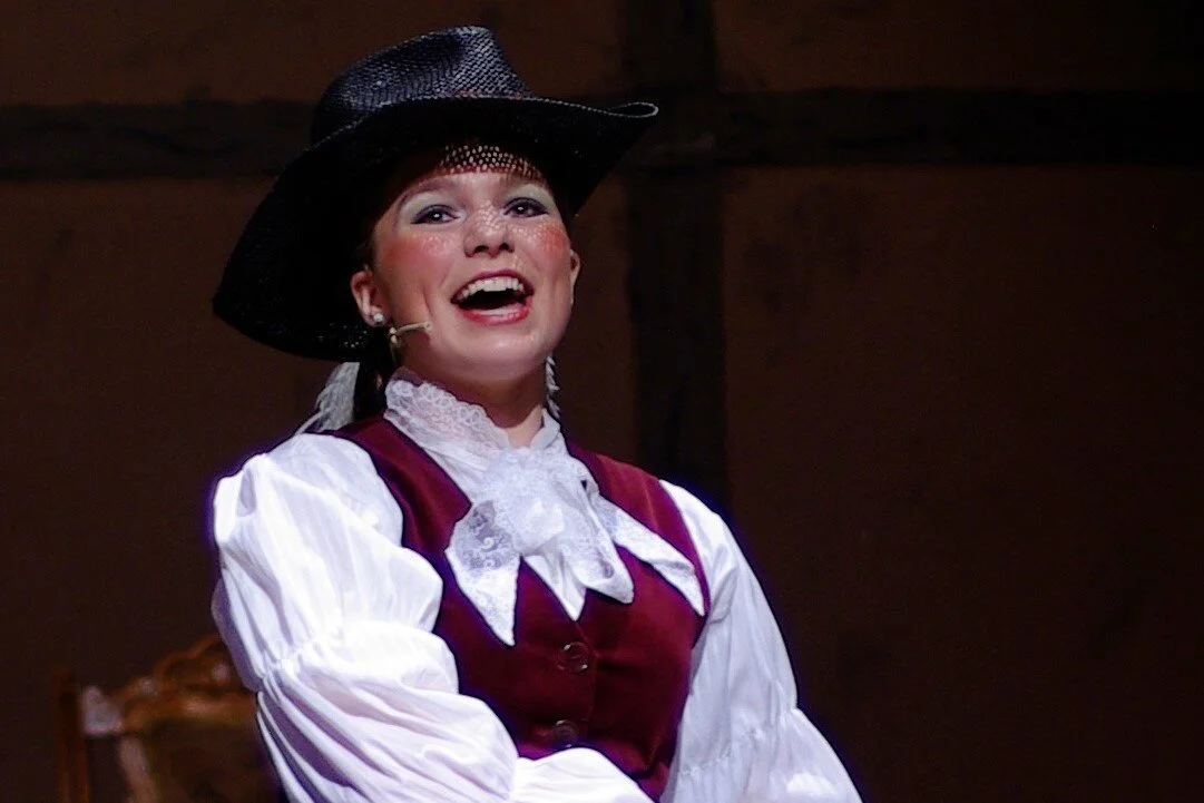 Kerri as Rodrigo.JPG