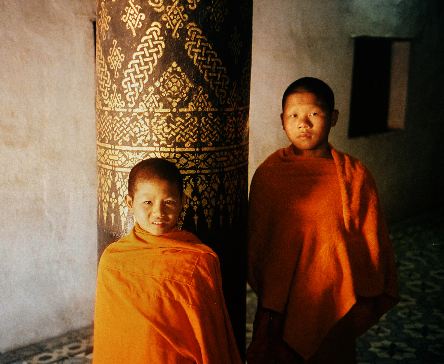Laos_Young_Monks.jpg