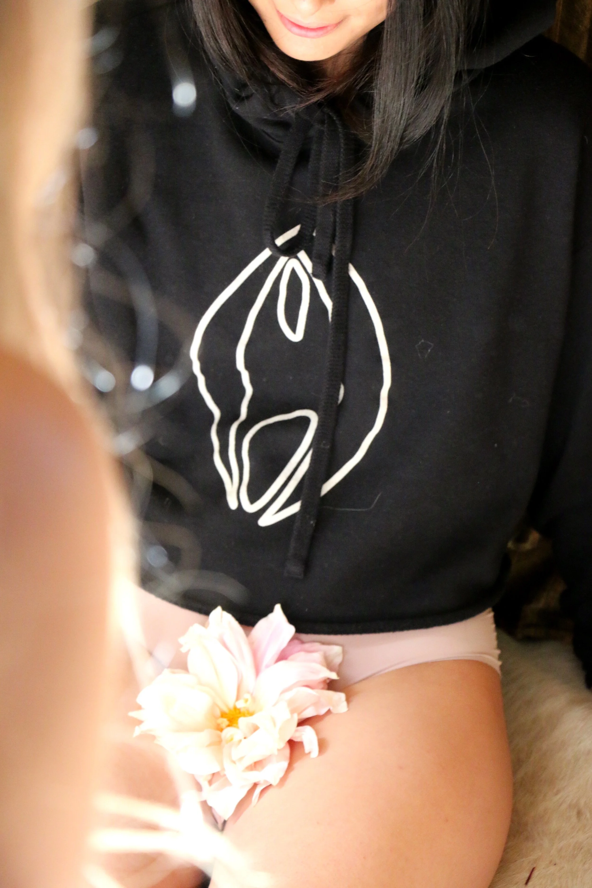 Pussy Crop Sweatshirt in Black