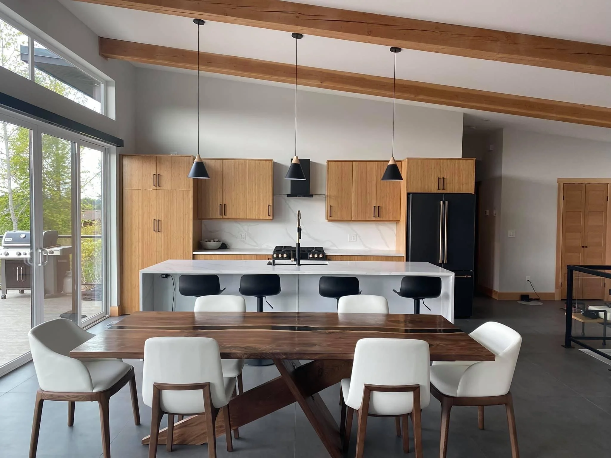 DININGTABLE-WALNUTEPOXY 1.JPG