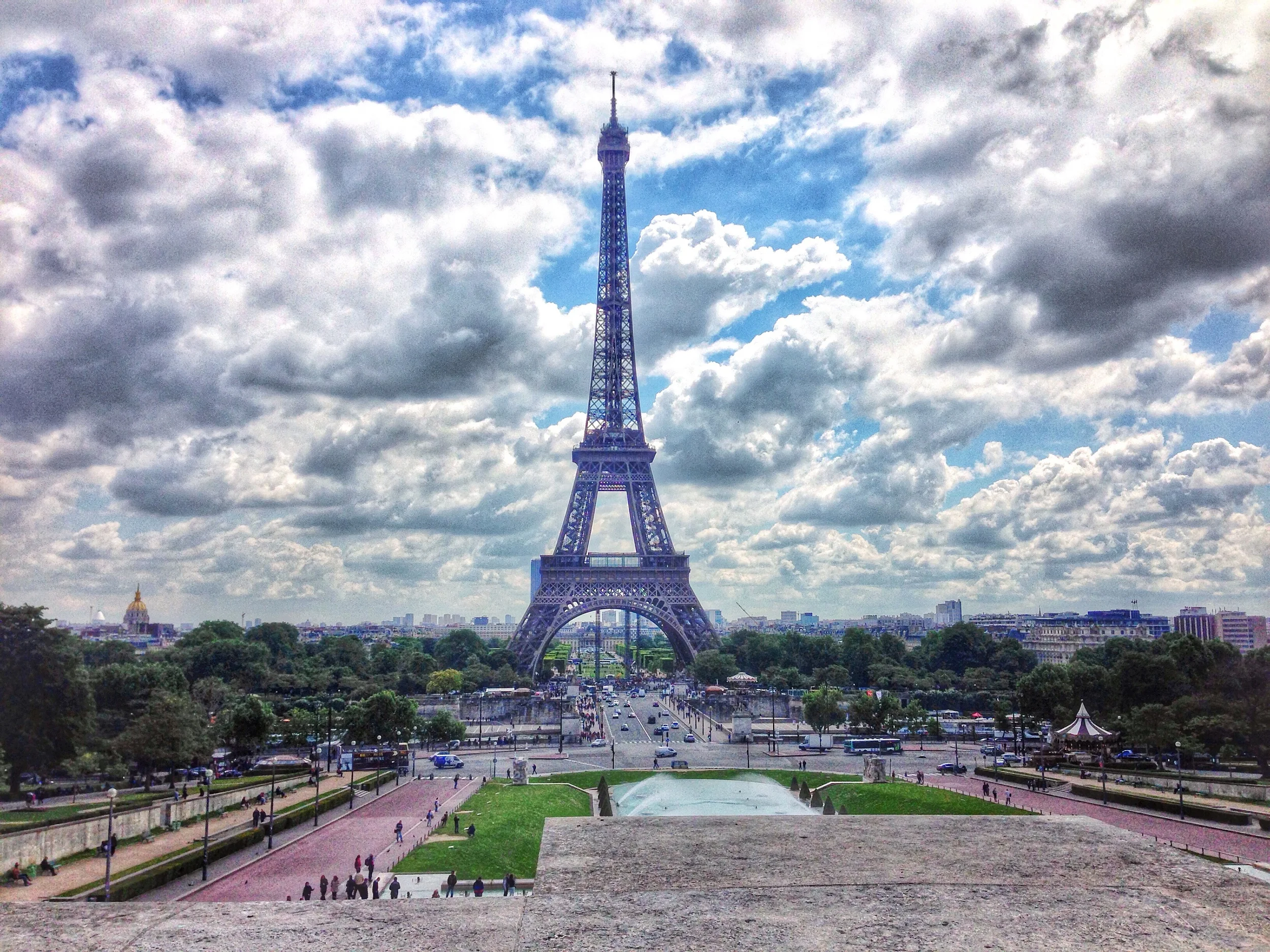  Eiffel Tower taken with iPhone 5