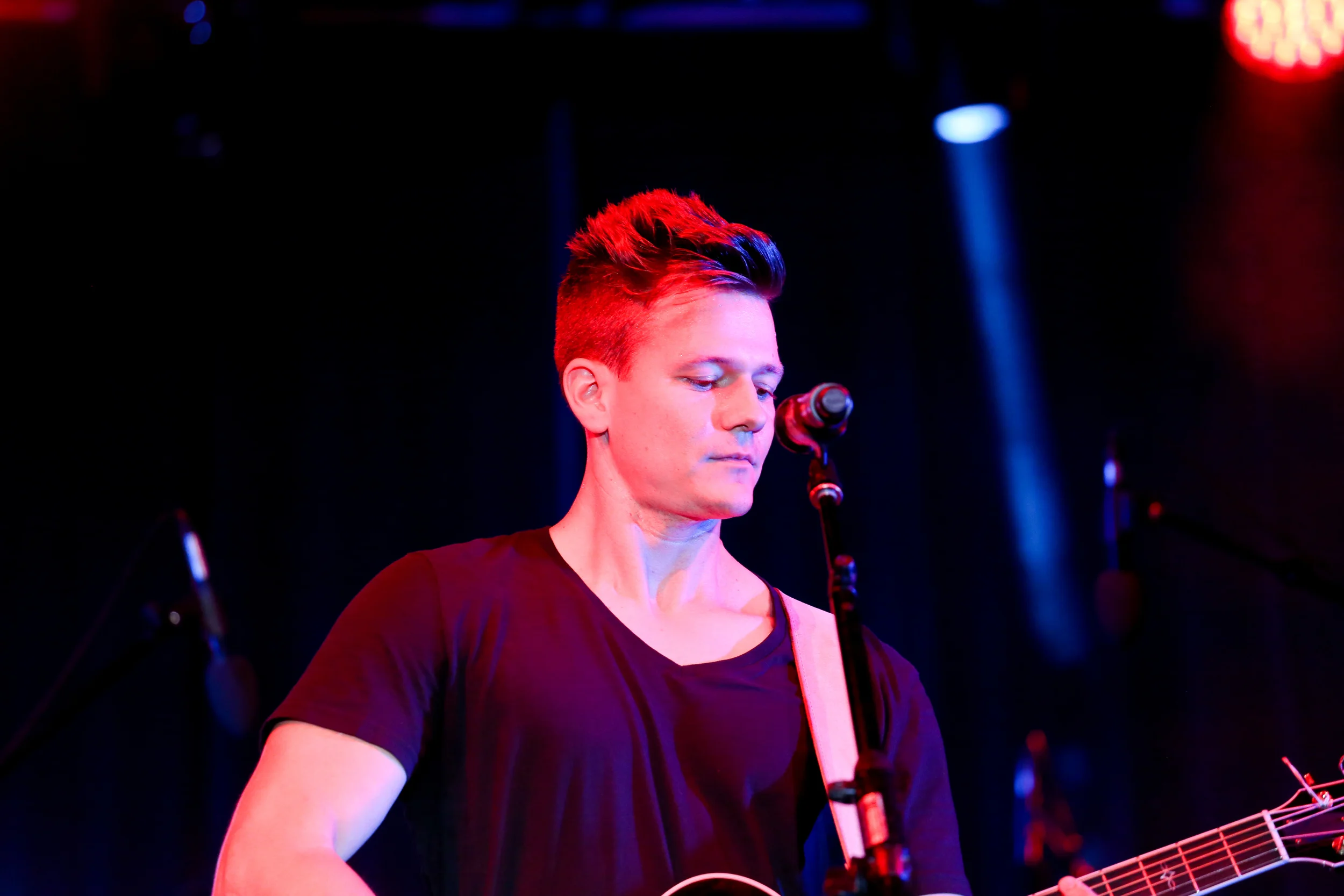 Tyler Ward by Robert Meares-4.jpg