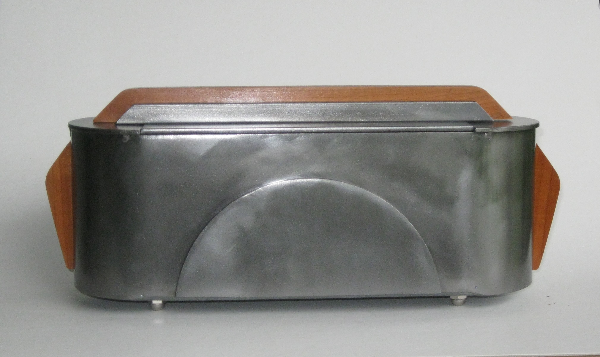 deco urn .jpg