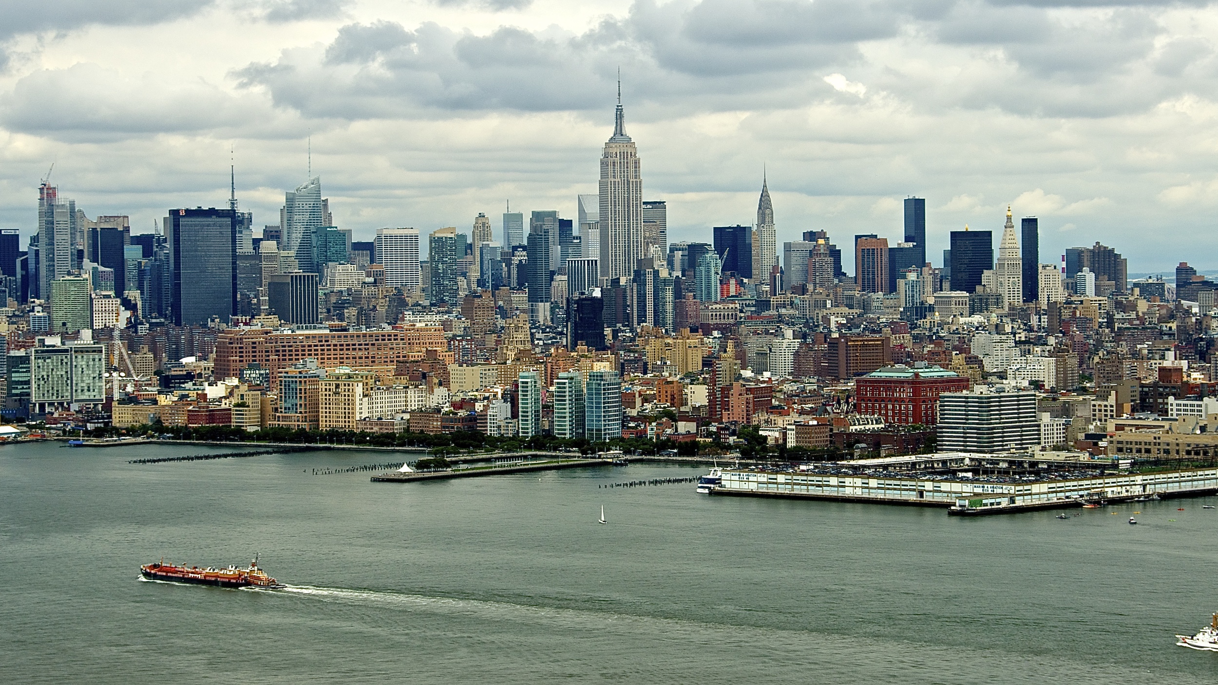 Manhattan Skyline, NYC.