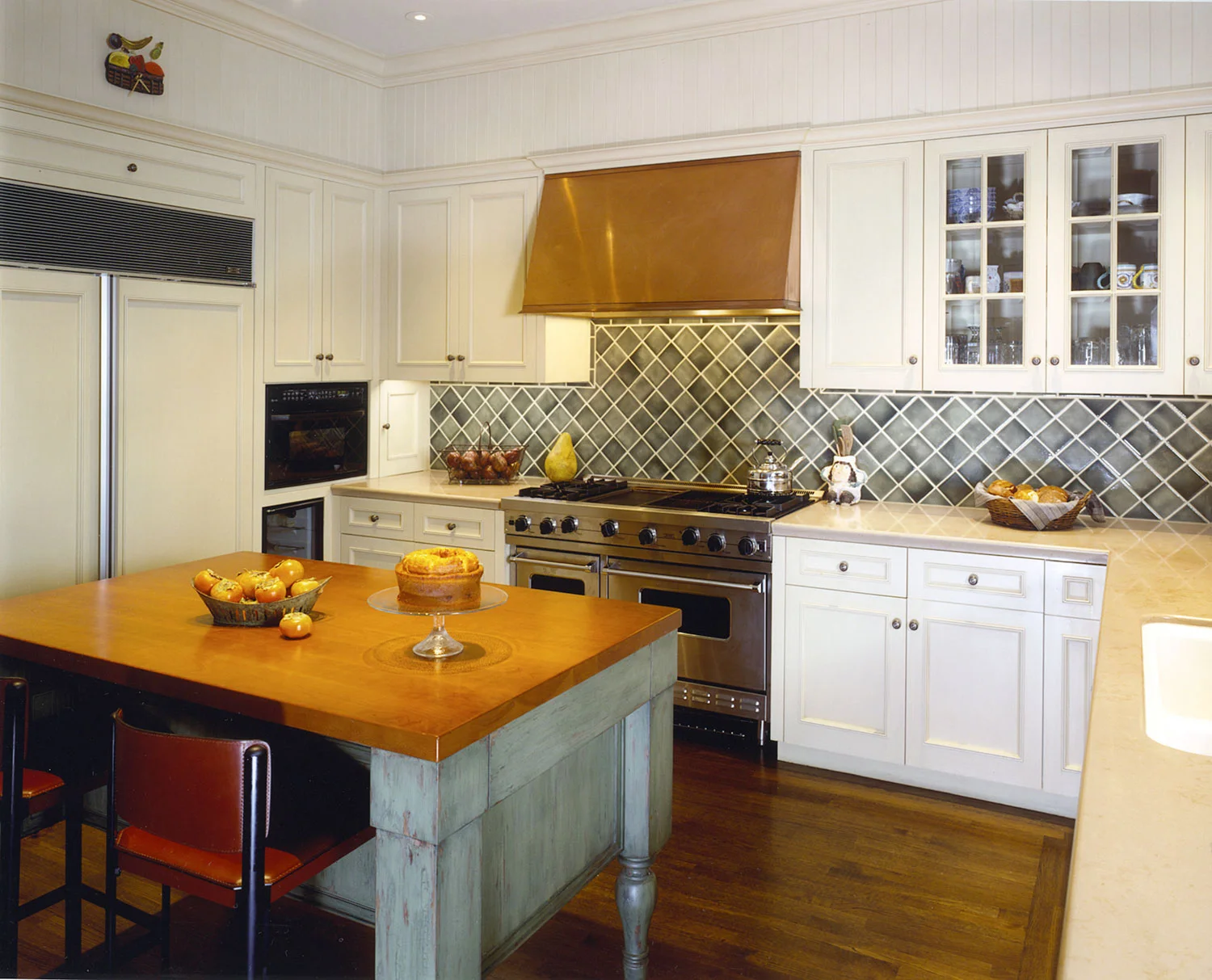COW HOLLOW REMODEL project started at Brayton & Hughes and completed by Gemmill Design Location: San Francisco, California Project Type: Residential Remodel Year of Completion: 2001