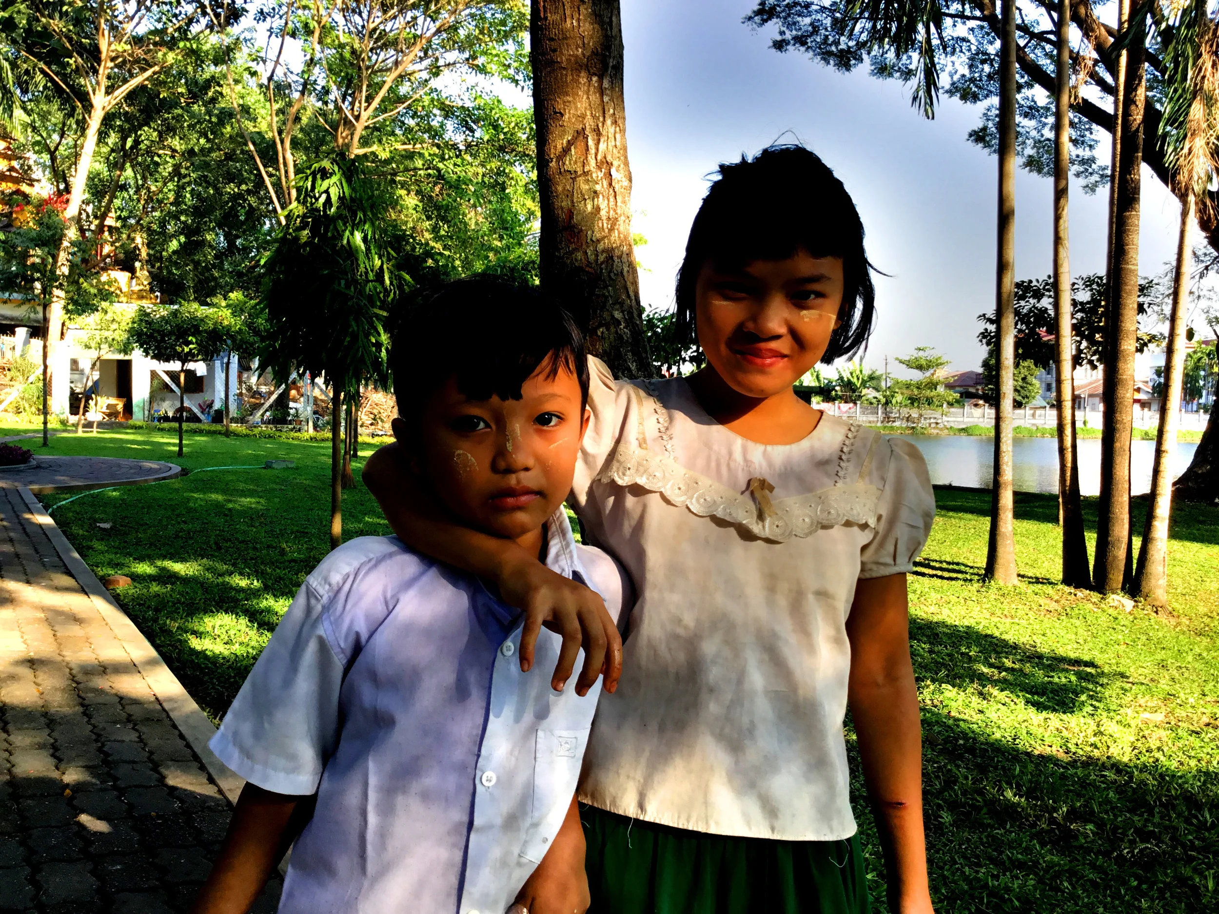 2kids.jpg