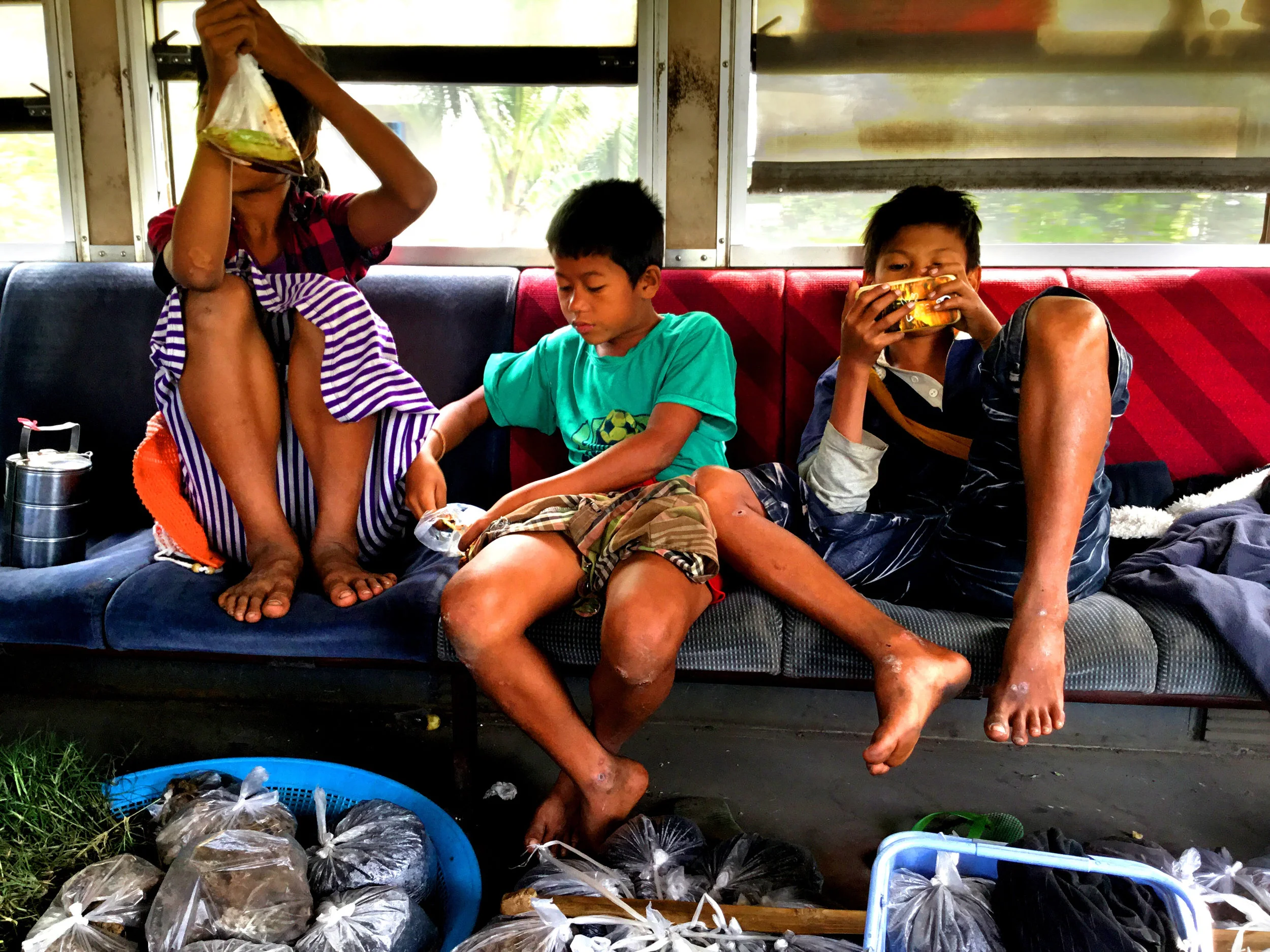 train4.jpg