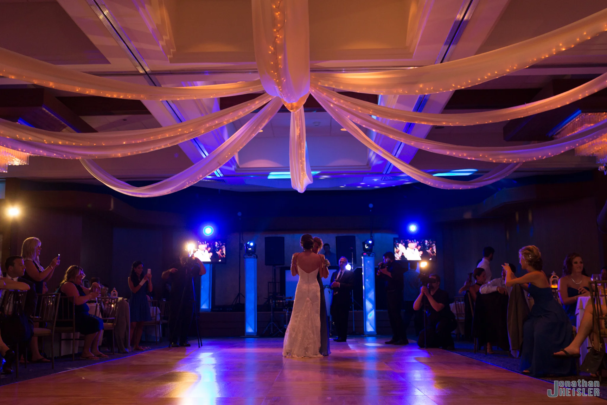 Long Island Wedding Photographer _ Jonathan Heisler _ 7-12-2014_00116.jpg