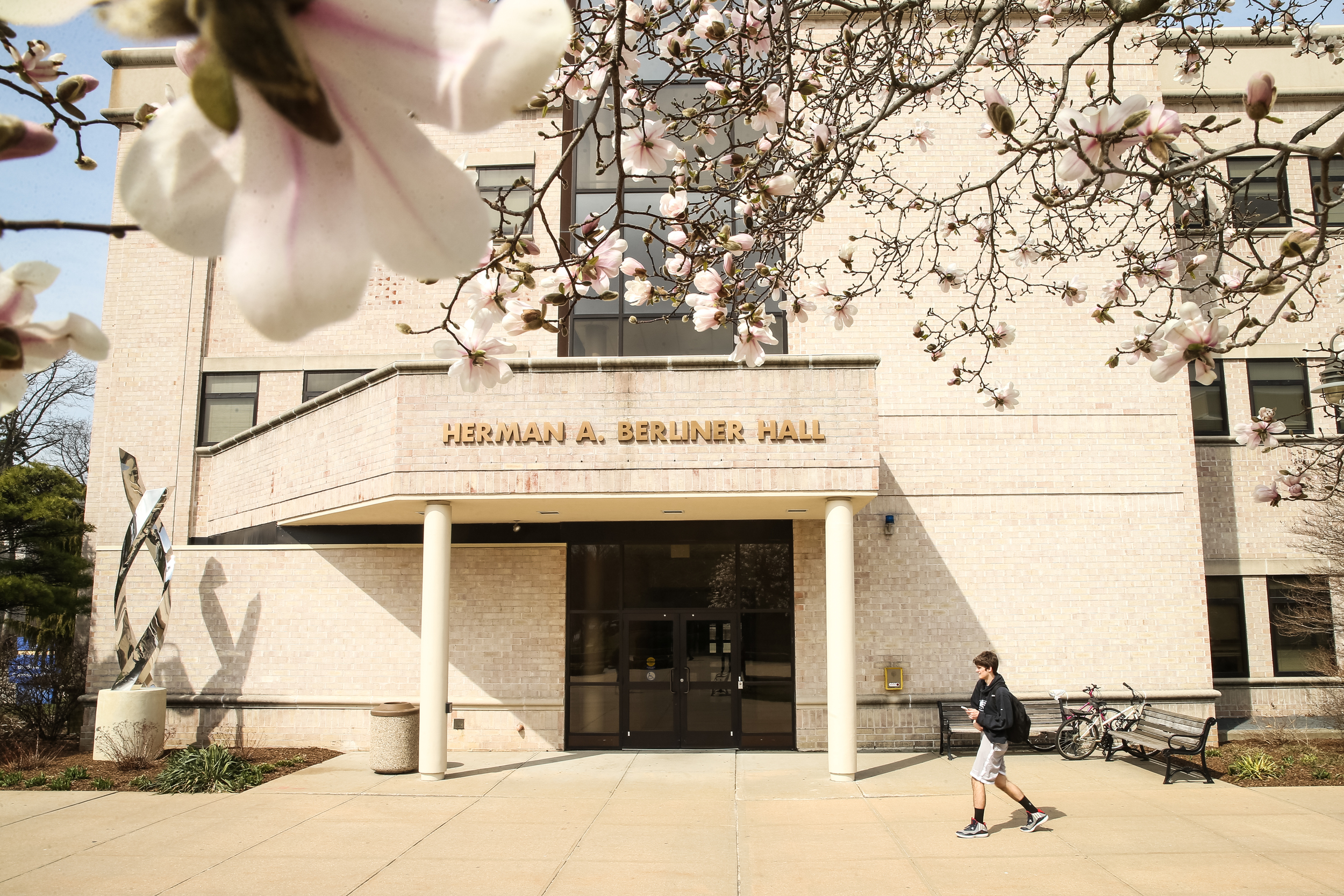  Photographer: Jonathan Heisler, Hofstra University Photographer 