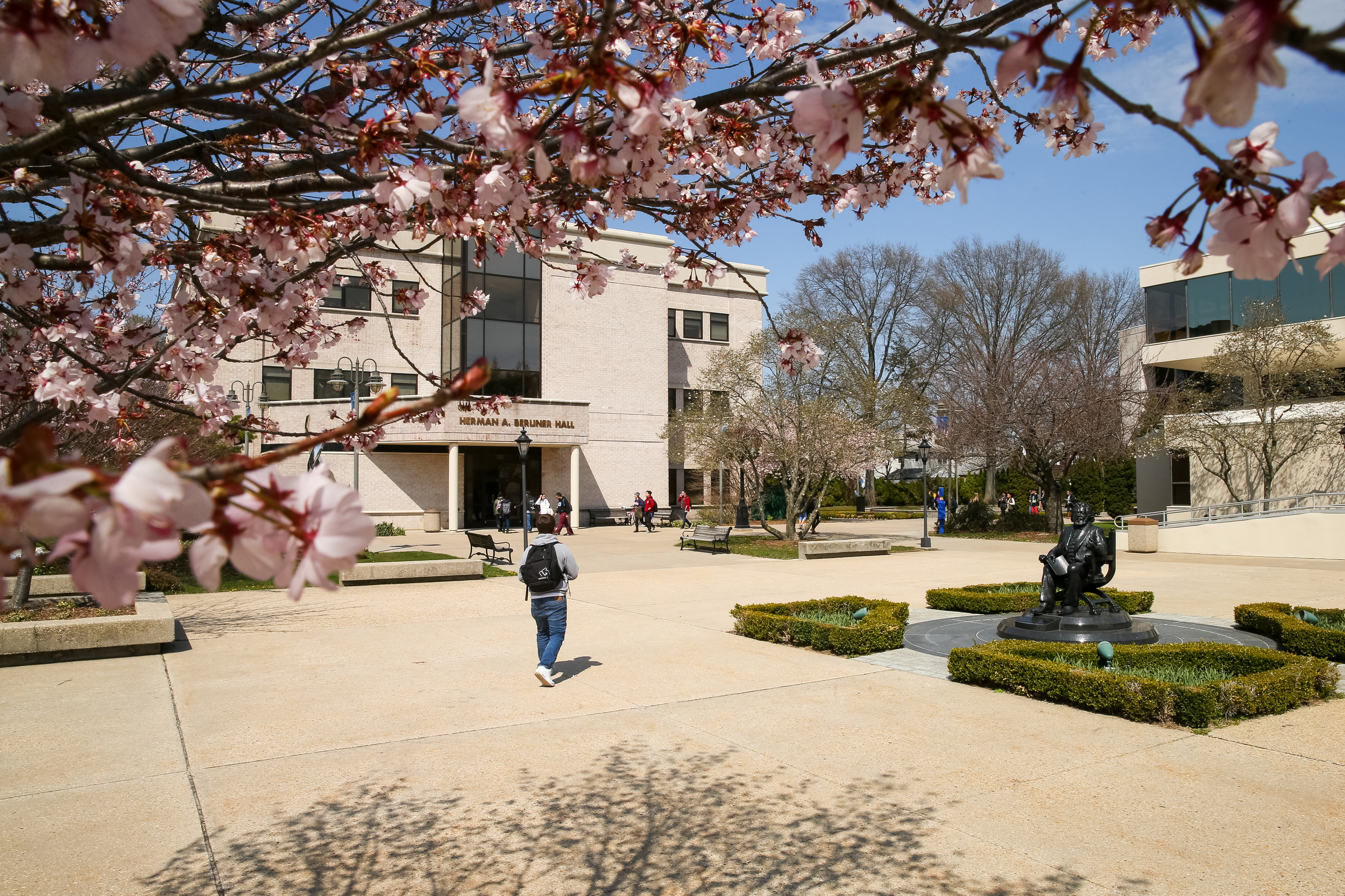  Photographer: Jonathan Heisler, Hofstra University Photographer 