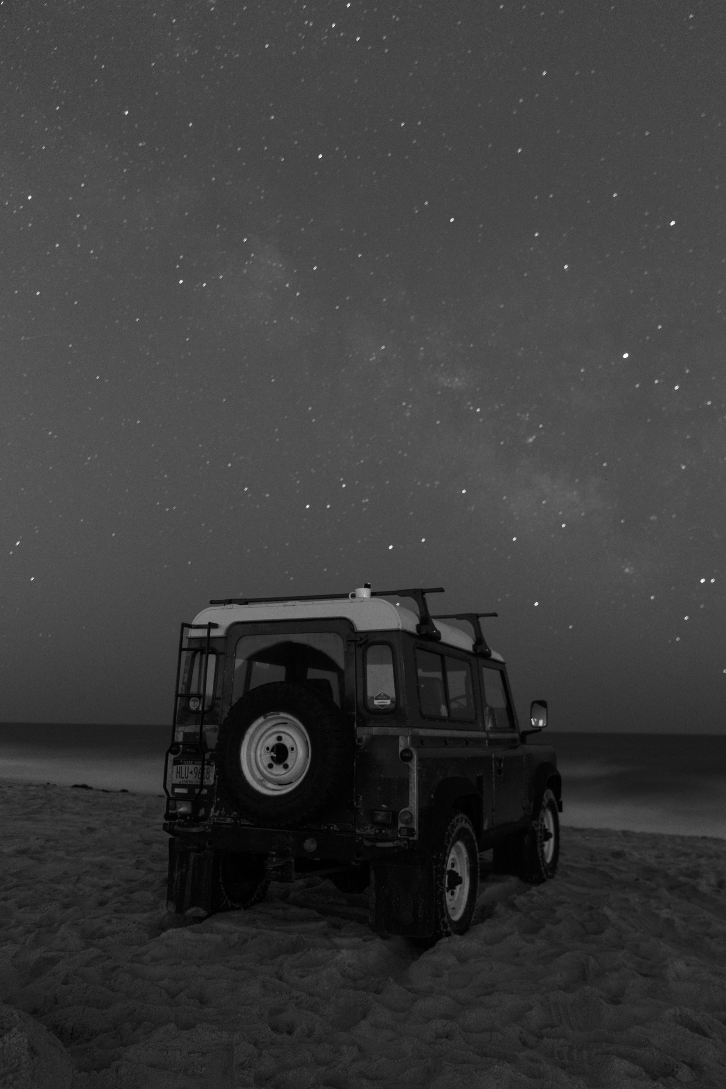 Land Rover On The Beach _ Jonathan Heisler _ 6262017 _120.jpg