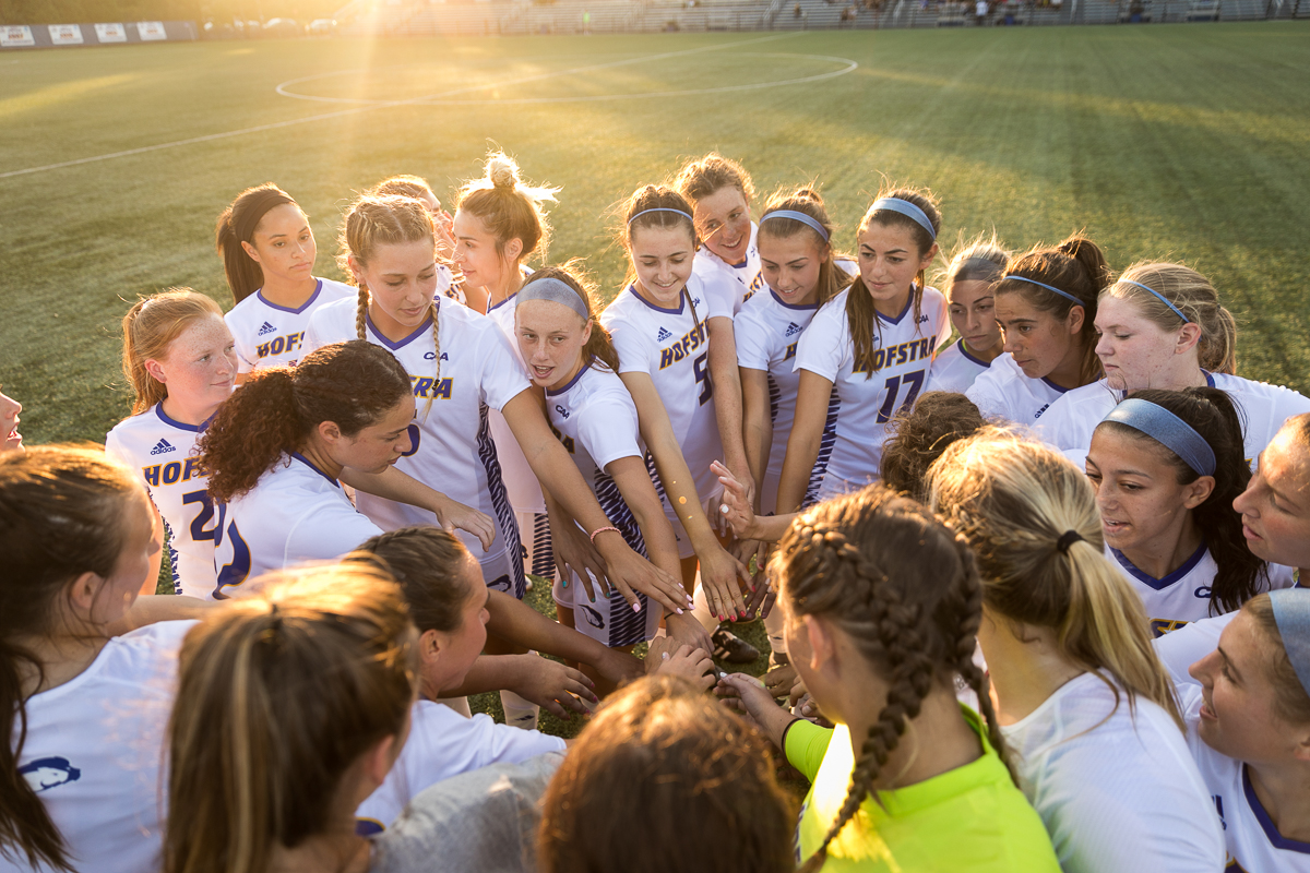 Photographer: Jonathan Heisler, Hofstra University Photographer