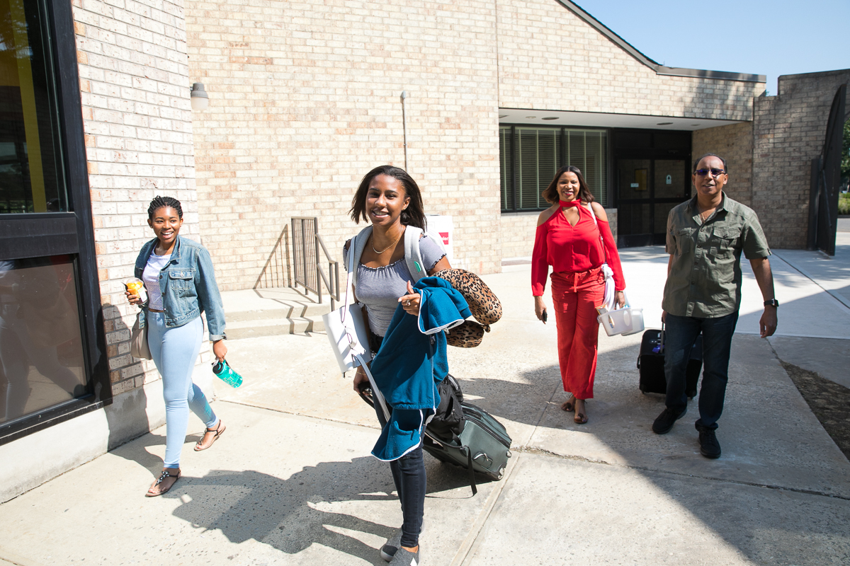Photographer: Jonathan Heisler, Hofstra University Photographer