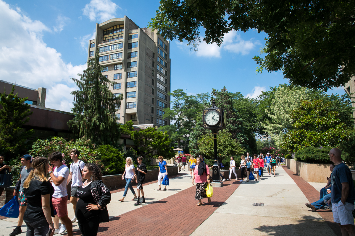 Photographer: Jonathan Heisler, Hofstra University Photographer