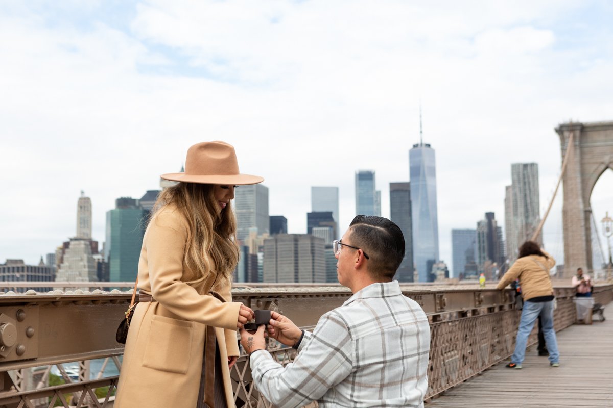 Brooklyn Bridge Proposal Photographer _ Jonathan Heisler  _ 10232021 _ 0004.jpg