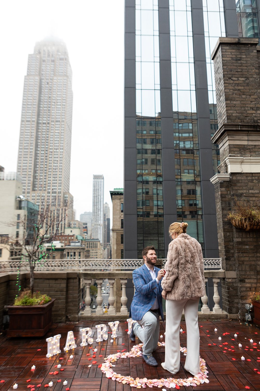 NYC Rooftop Proposal Photographer _ Jonathan Heisler _12.11.2021 _ 0031.jpg