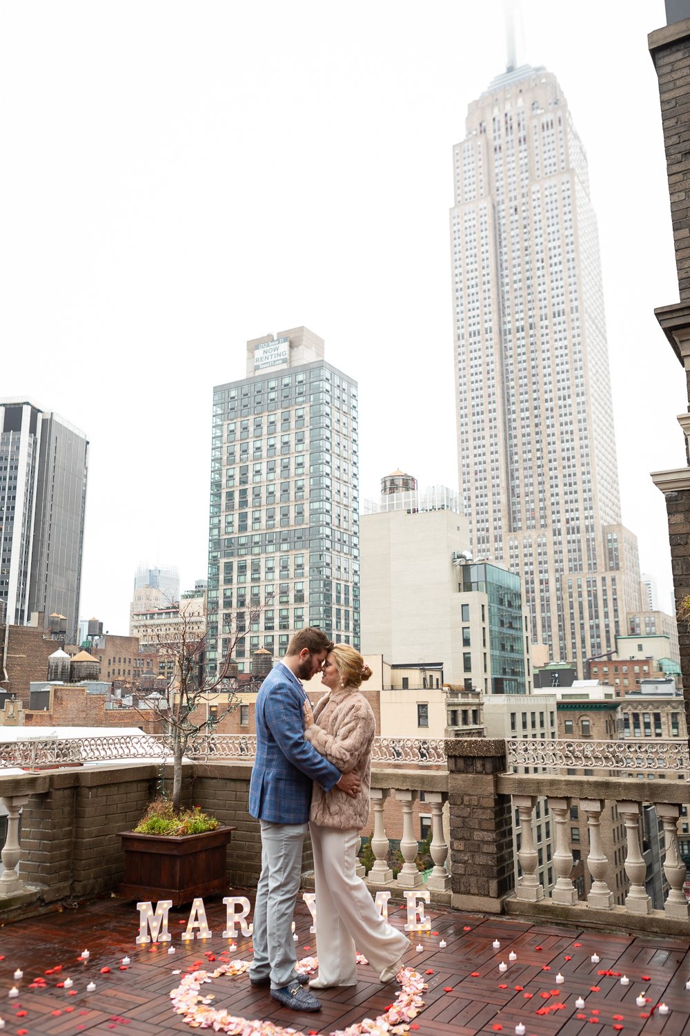 NYC Rooftop Proposal Photographer _ Jonathan Heisler _12.11.2021 _ 0042.jpg