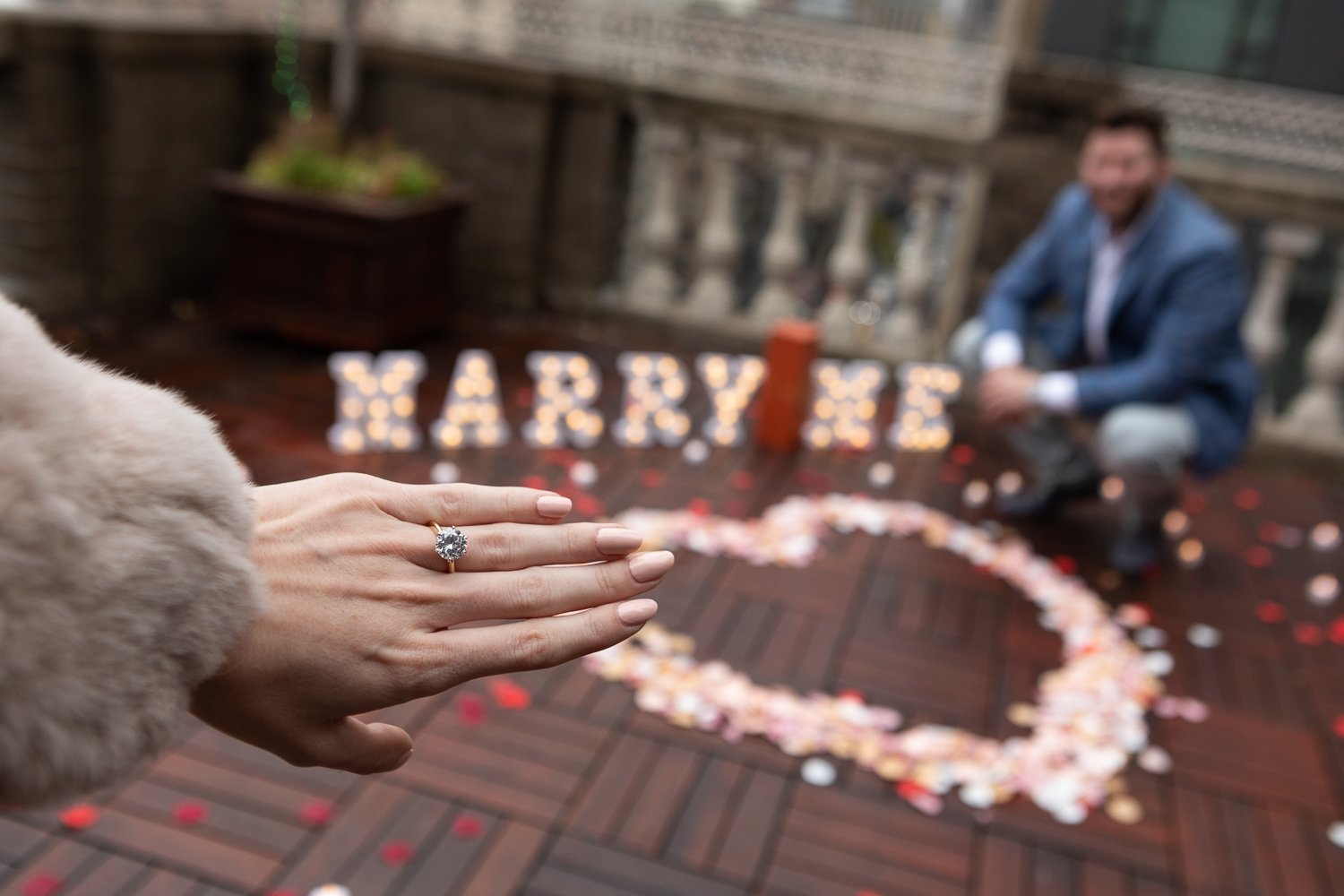 NYC Rooftop Proposal Photographer _ Jonathan Heisler _12.11.2021 _ 0045.jpg