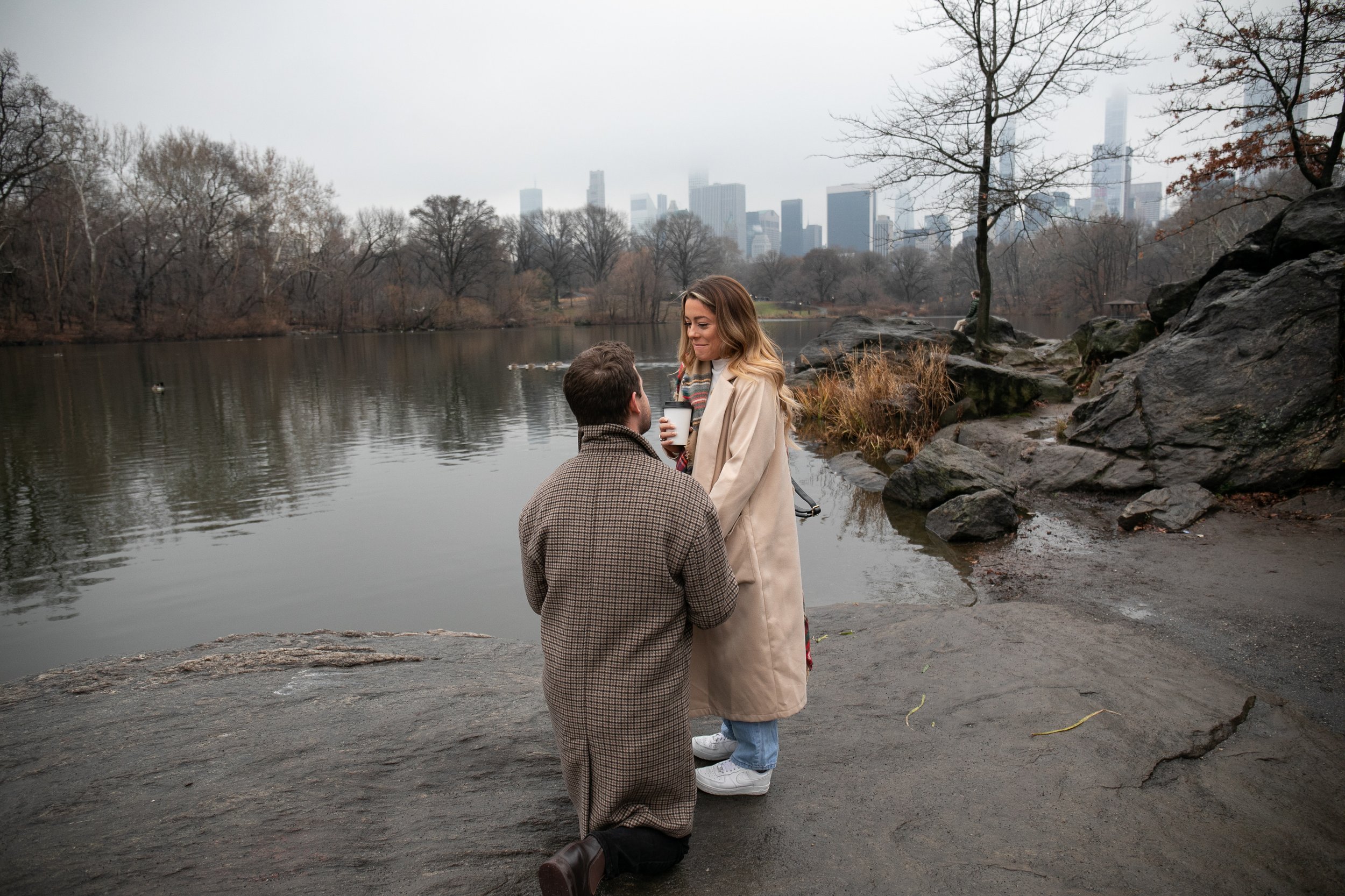 Central Park Ladies Pavillion Proposal Photographer _ Jonathan Heisler _12.19.2021 _ 0001.jpg