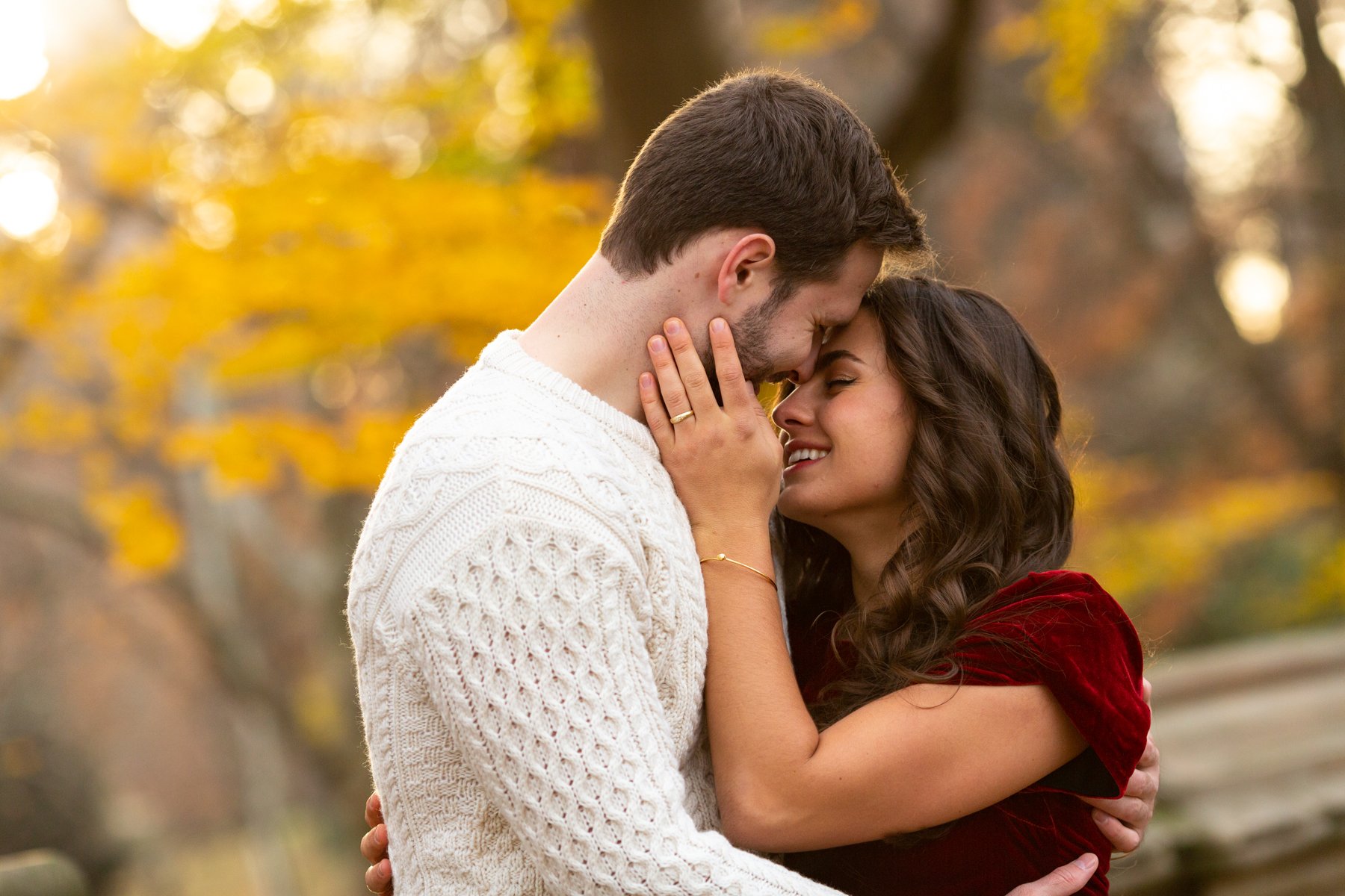 Central Park Fall Foliage Engagement Session NYC Photographer_0001.jpg