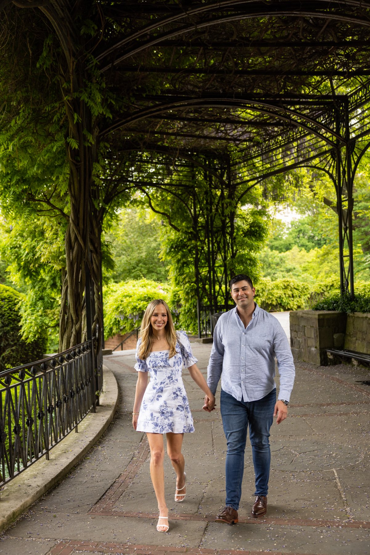 Central Park Conservatory Garden Engagement Session Photos_0007.jpg