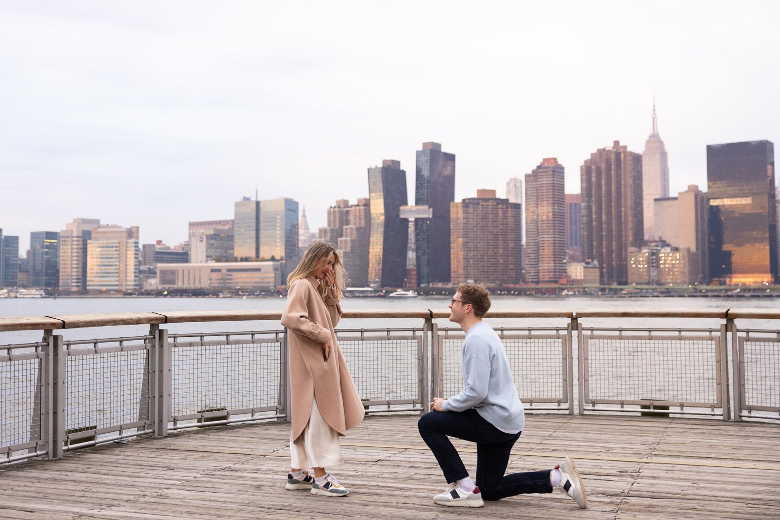 Long Island City Gantry Plaza Sunset Engagement Photographer_0007.jpg