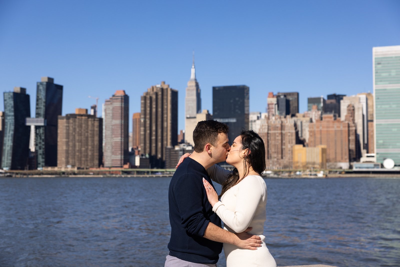 NYC Proposal Photographer _ Gantry Plaza LIC _ 0011.jpg