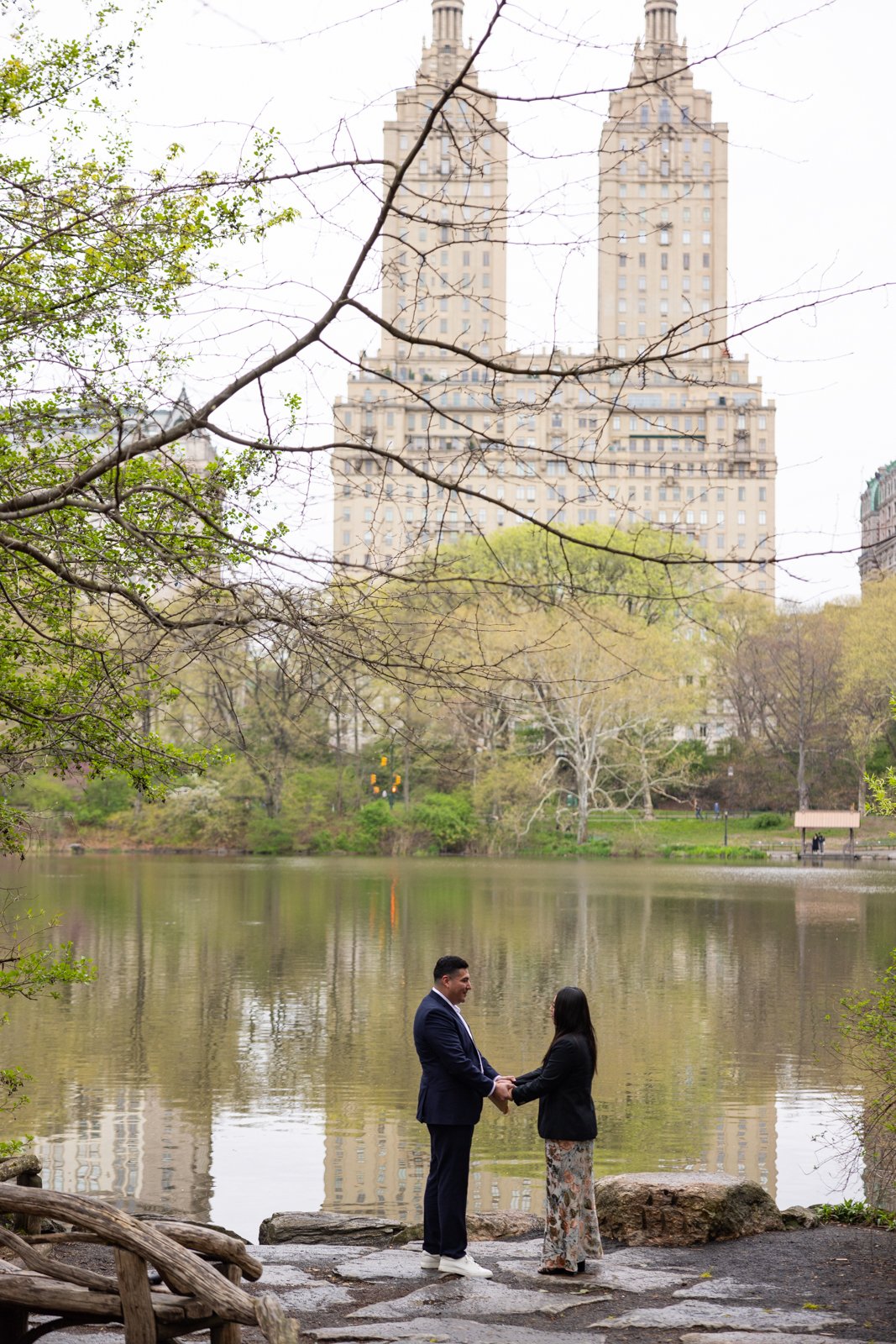 Central Park NYC Bow Bridge Proposal Photographer NYC_0001.jpg