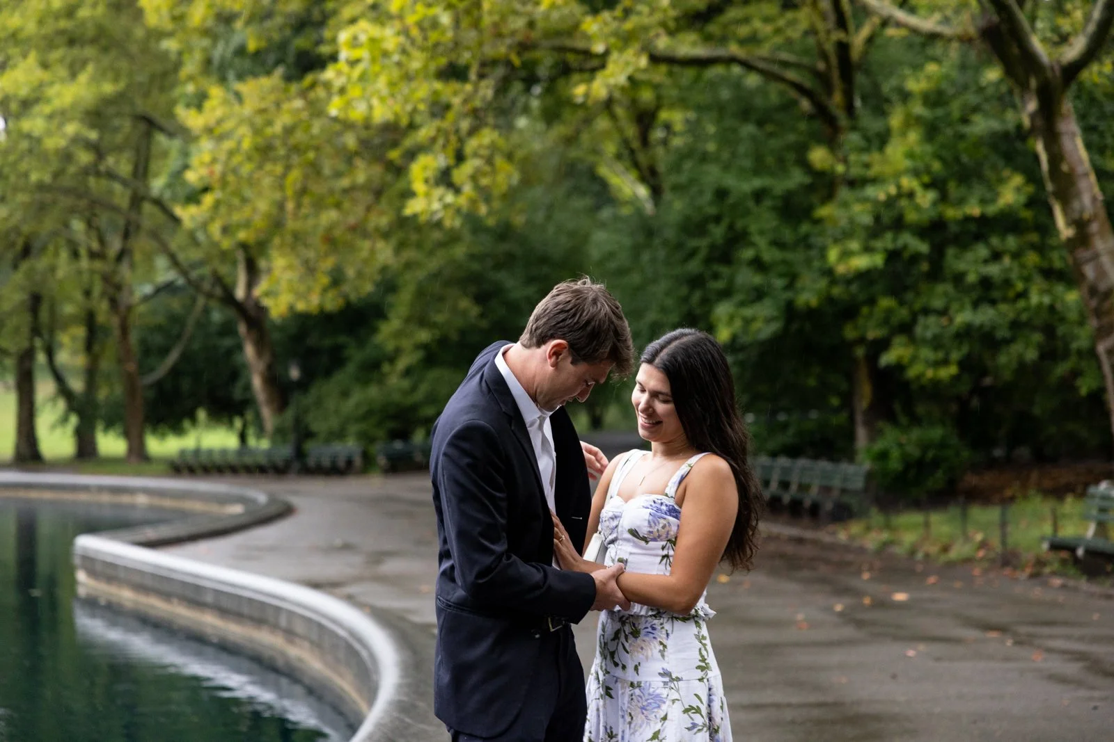 Central Park Model Boat Pond Rainy Day Proposal Photographer _0056.jpg