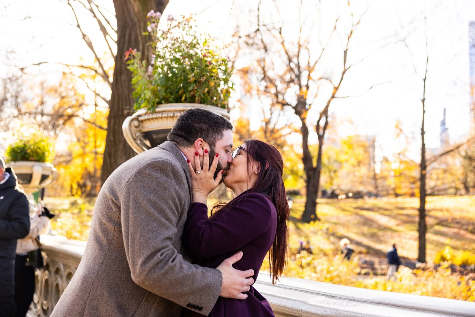 Central Park Proposal Photographer _ Bow Bridge NYC  _ 004.jpg