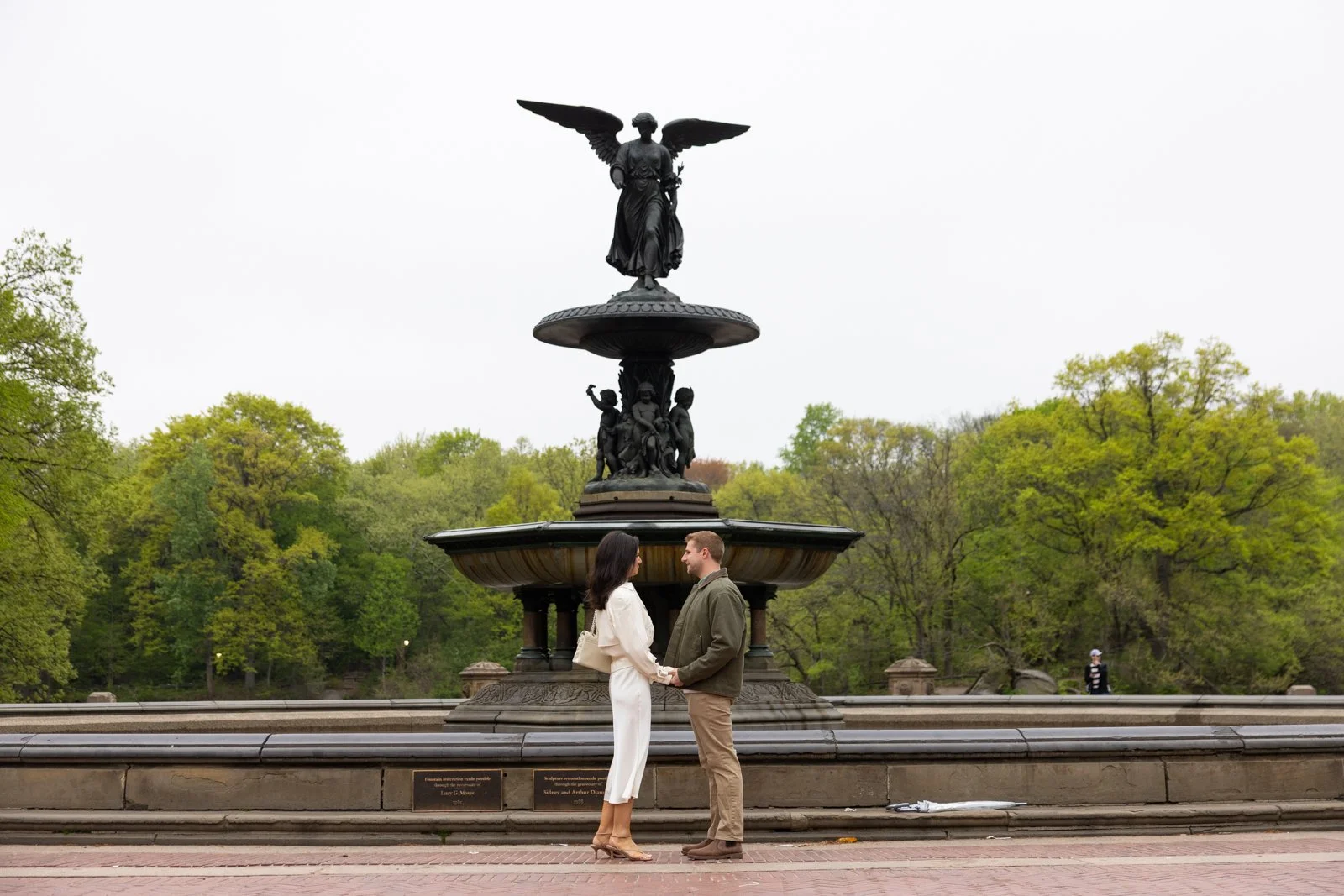 Bethesda_Fountain_Proposal_Photographer_08.jpg