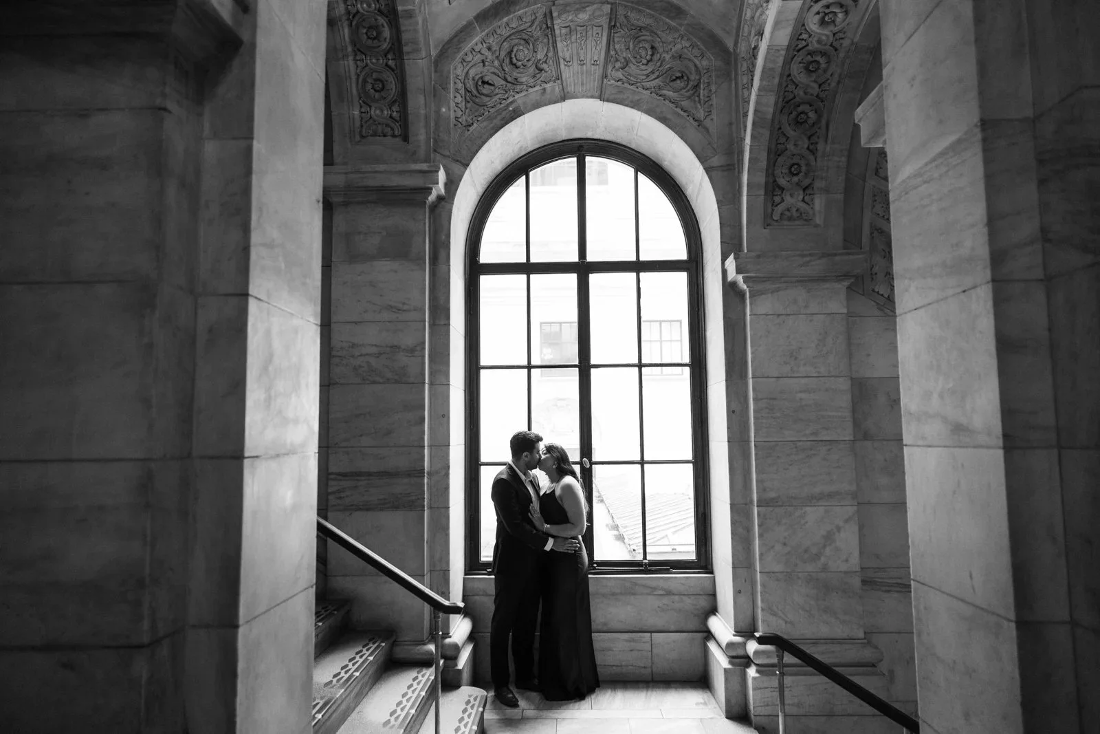 NYPL+Bryant+Park+Engagement+Session+and+Proposal+Photographer+NYC+_0023.jpeg