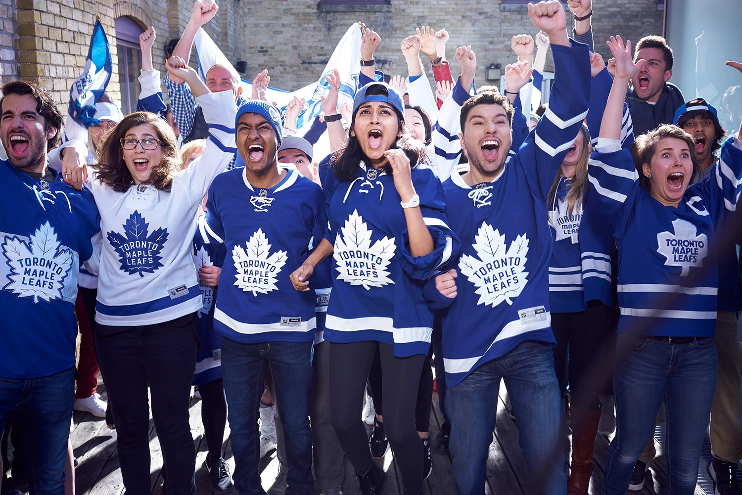 Canada Post Leaf fans0584.jpg