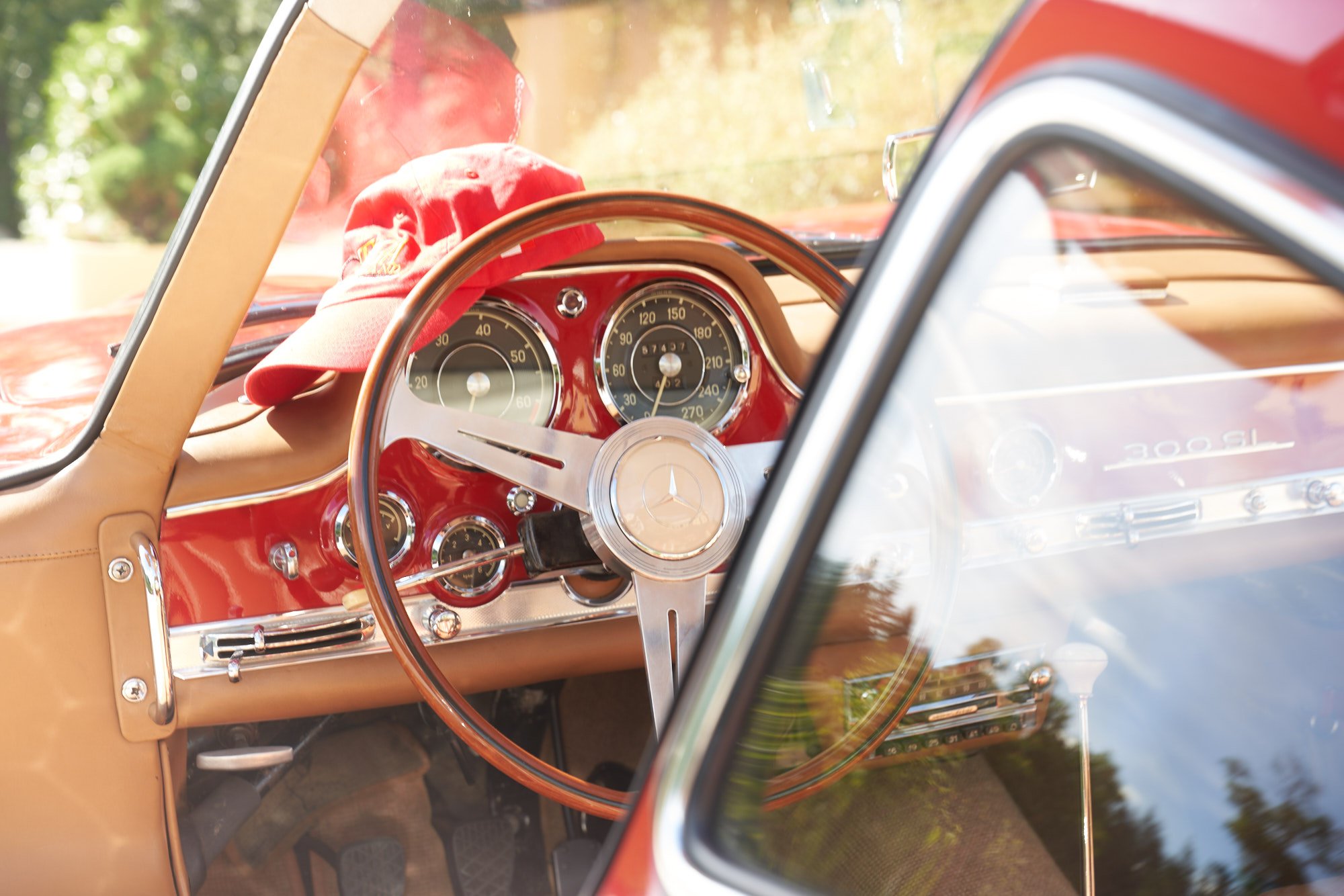 Mercedes_GullWing_Malahat_2158.jpg