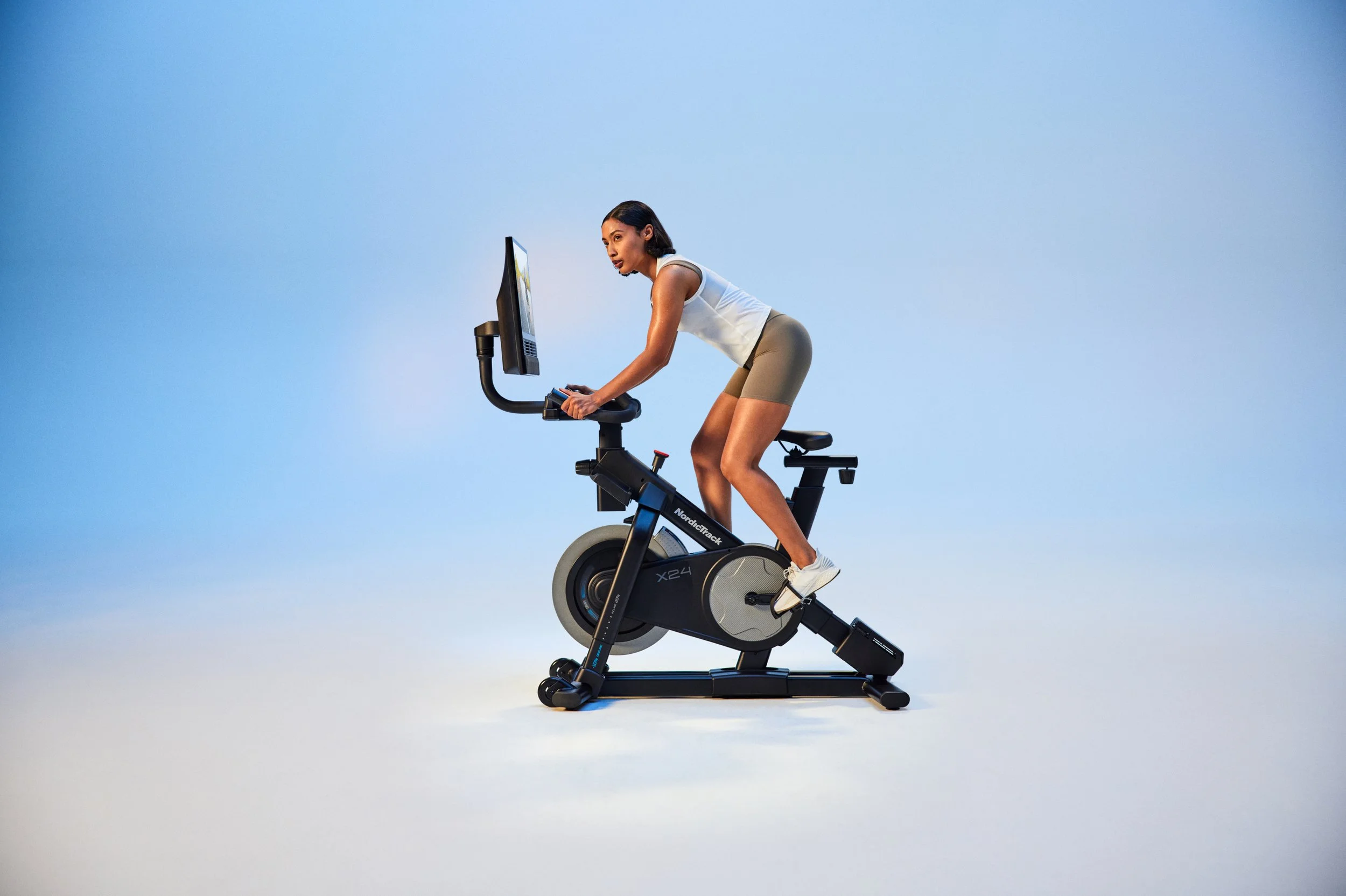 20240717_Nordic_iFit_Bike_Caci_007472_screen 2.jpg