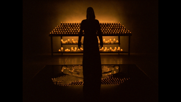 Night Vigil, (2005-2009), linkerpaneel (totale grootte twee panelen: 201 x 528 cm)