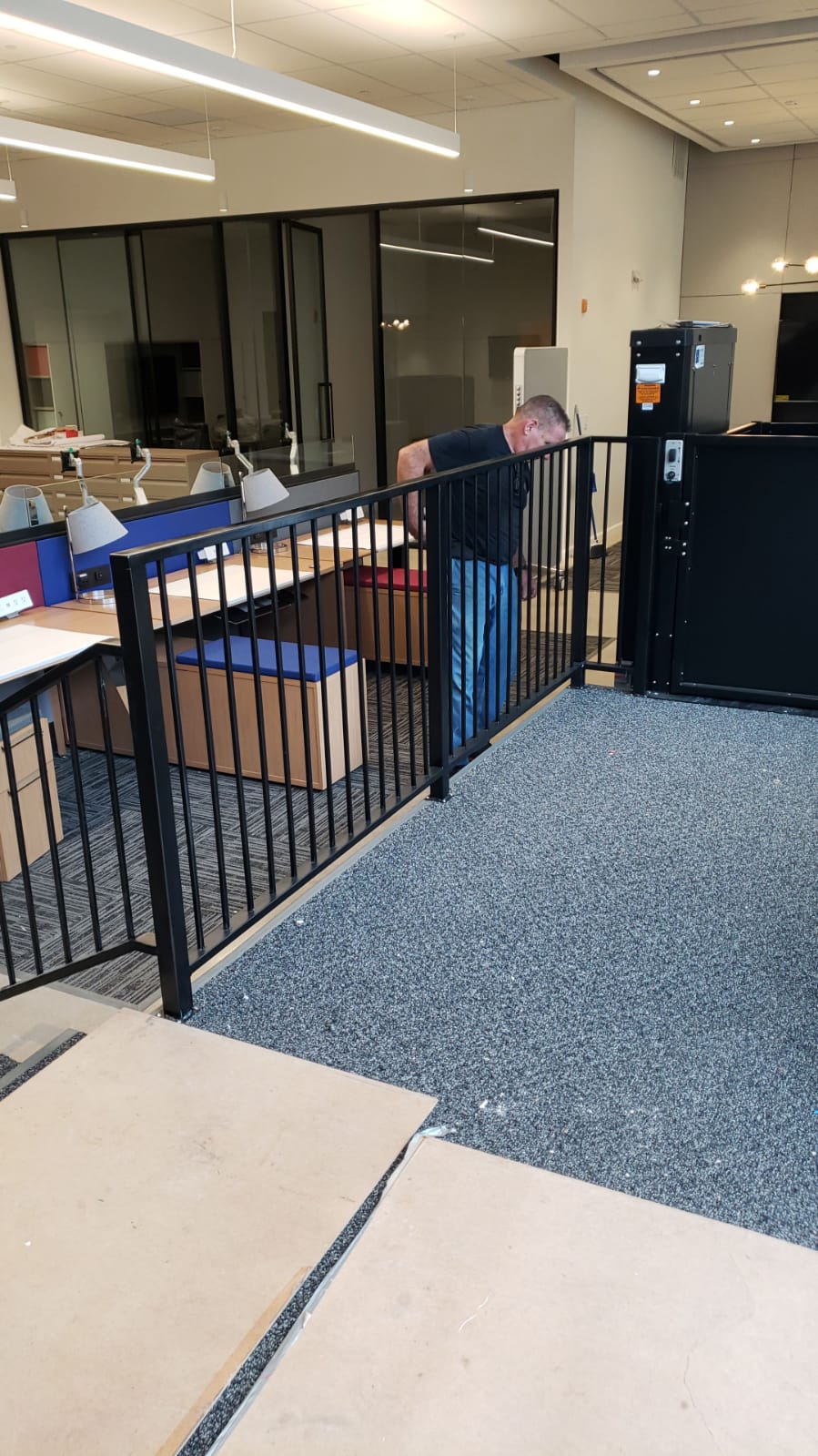 Railing3.jpeg