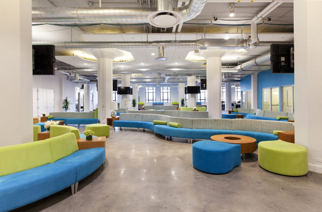 1355MarketYammer Lounge1.jpg