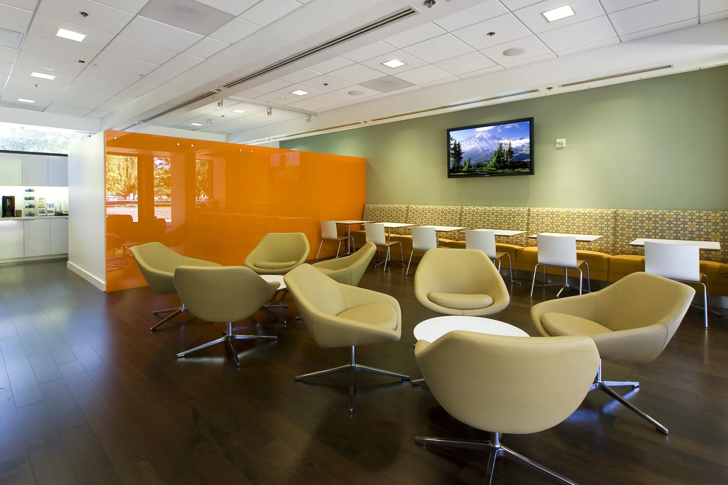 950PageMill Cafe3.jpg