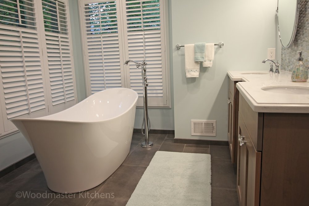 Make Your Freestanding Tub A Bathroom Design Focal Point - Bathroom Layout With Freestanding Tub