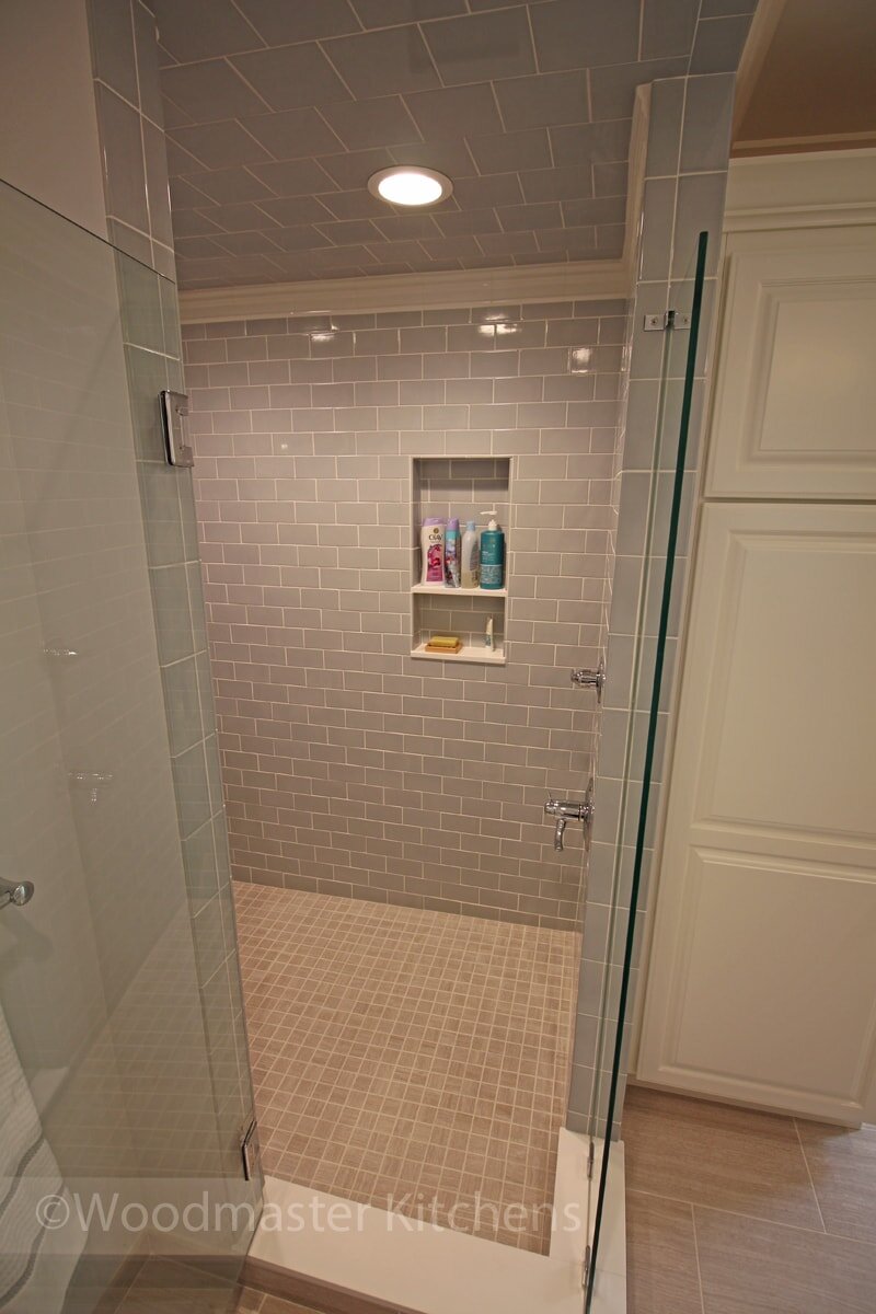 Planning Open vs. Closed Storage for Bath Design